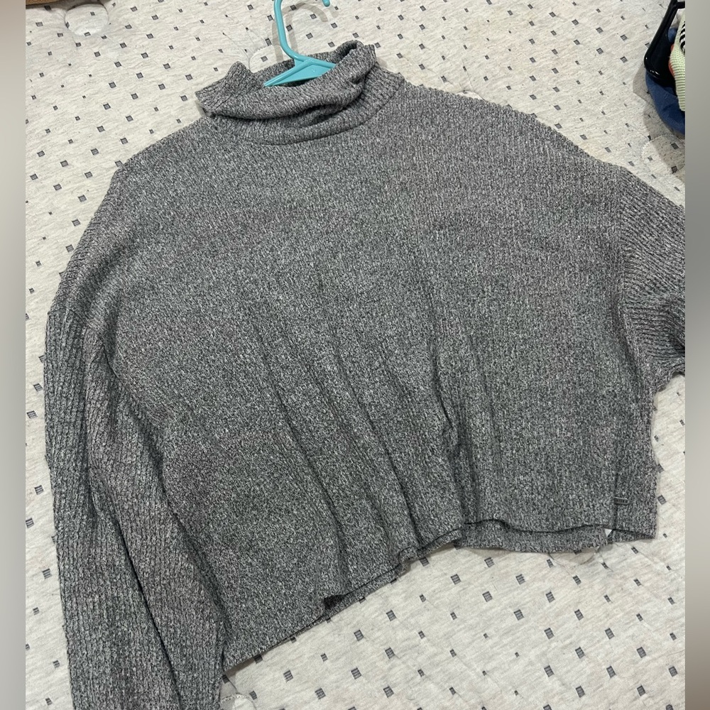 gray oversized turtleneck